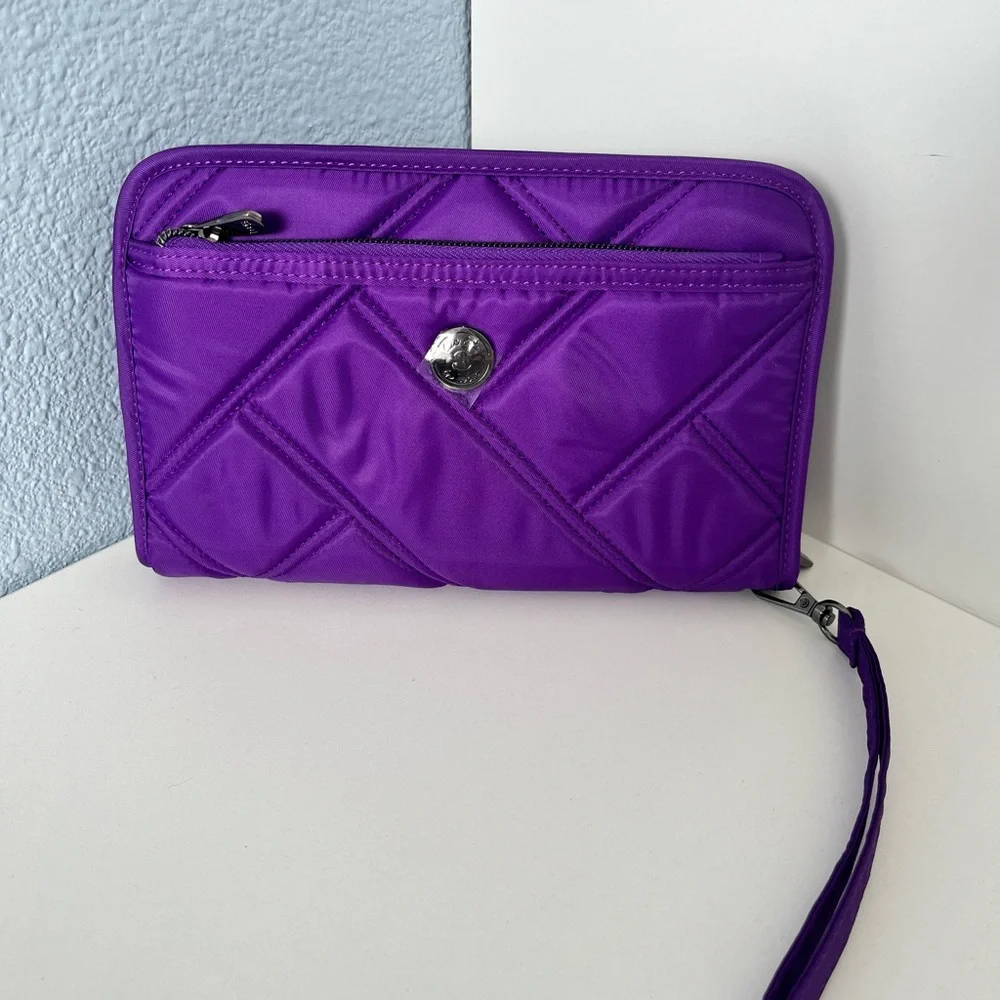 Lug Zeppelin 2 RFID Wristlet Wallet Grape Purple NWT - Picture 2 of 5